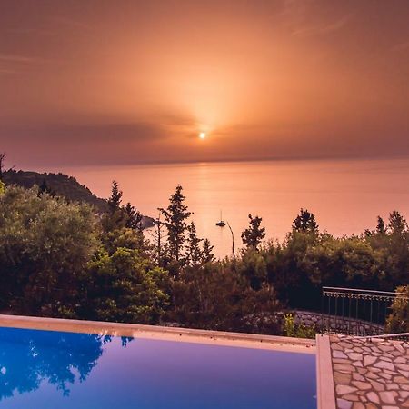 Villa Niriis Áyios Nikítas 외부 사진