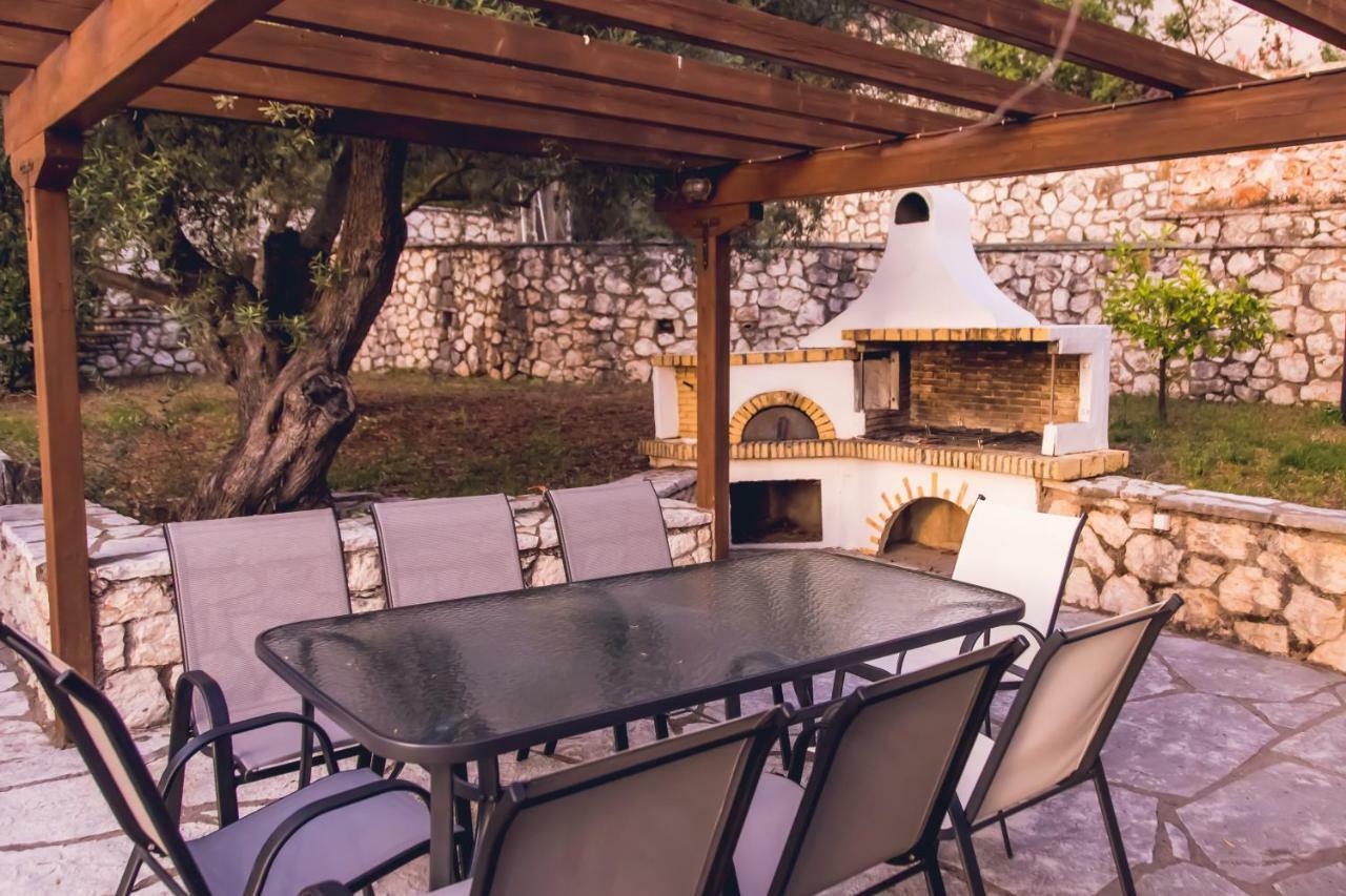 Villa Niriis Áyios Nikítas 외부 사진